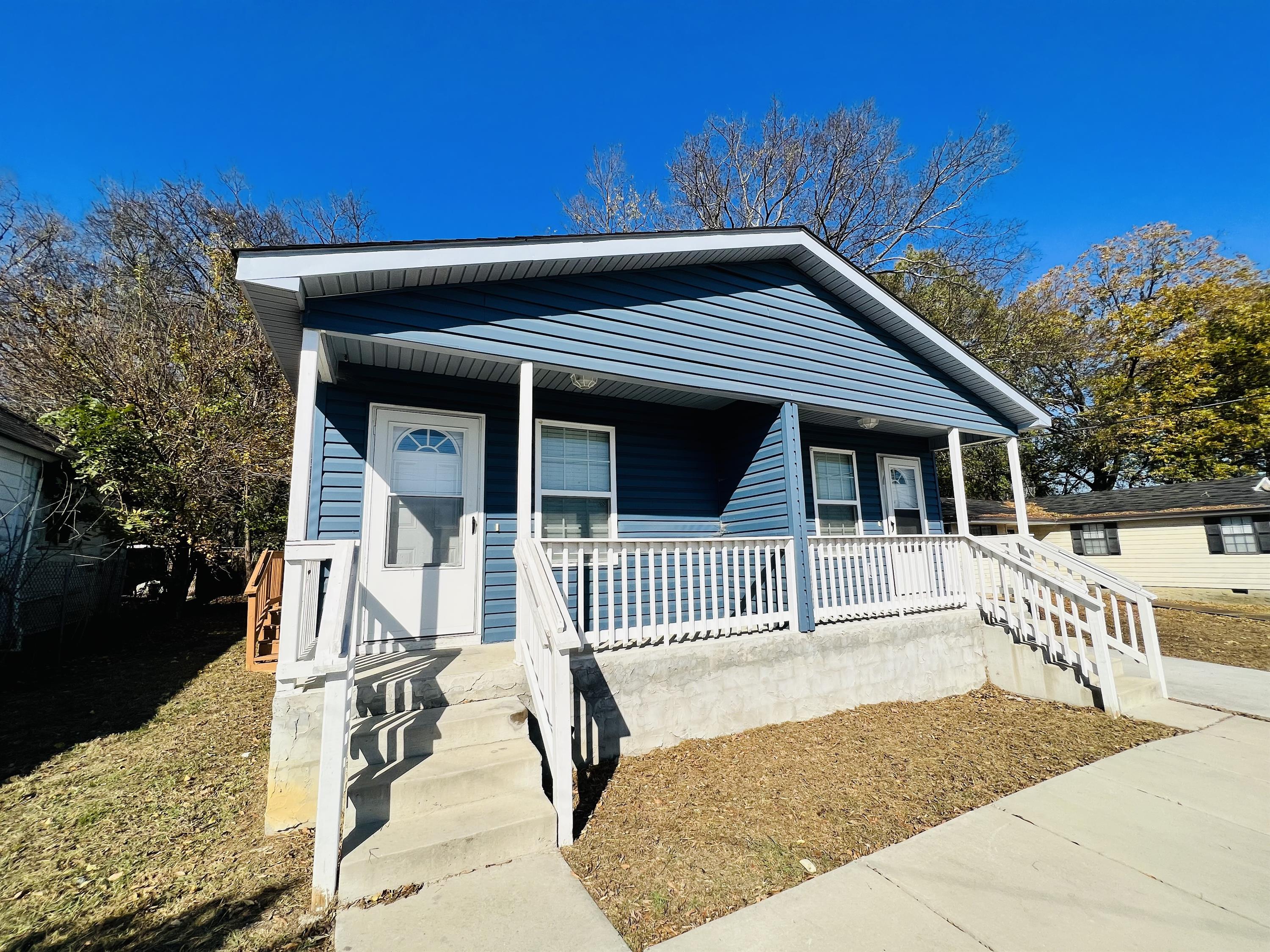 309 North Holly Street