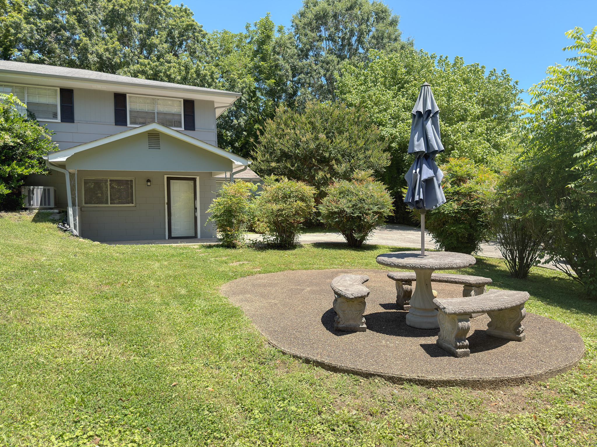 409 Longview Drive