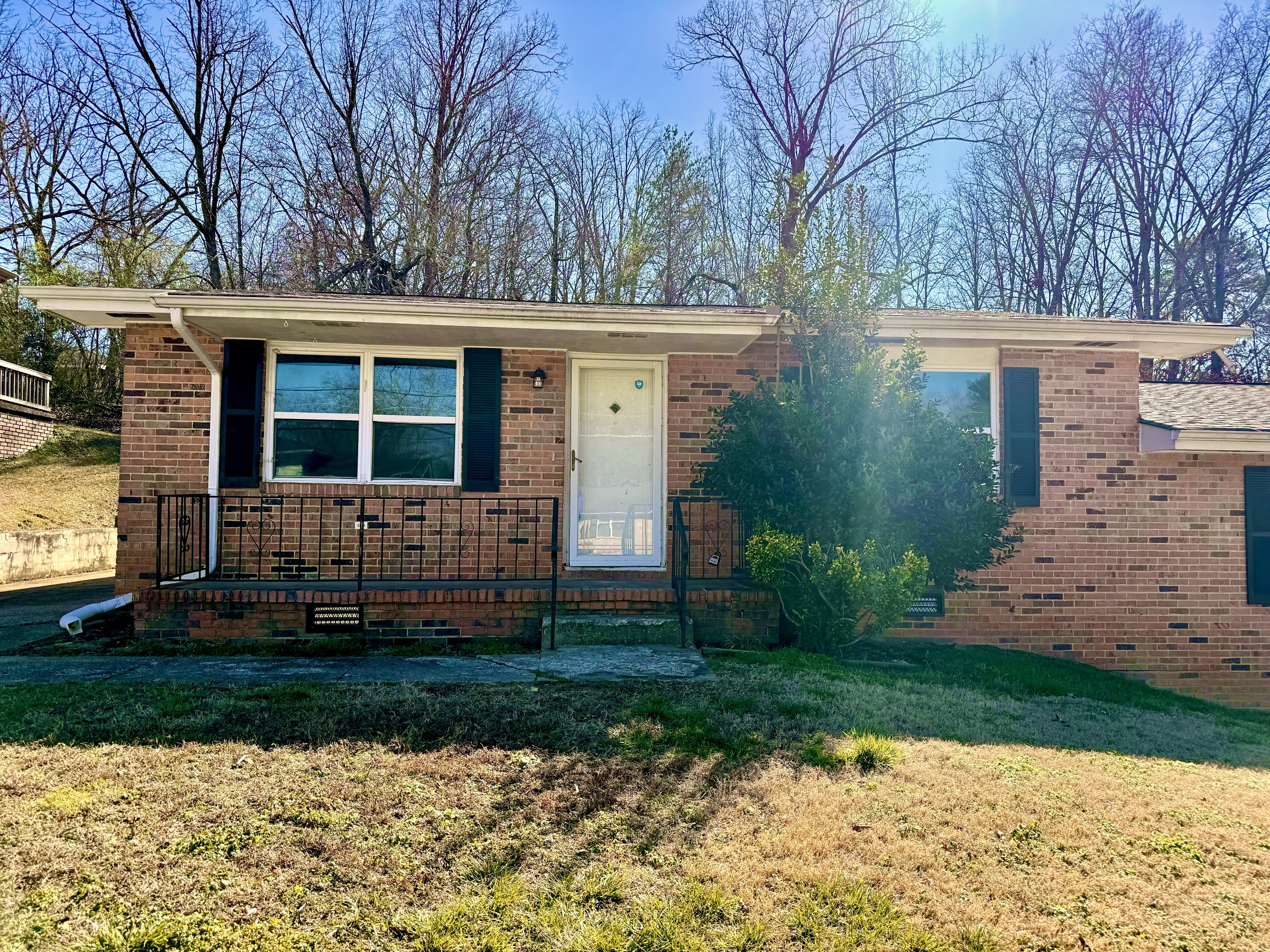 3626 Missionaire Avenue - 1